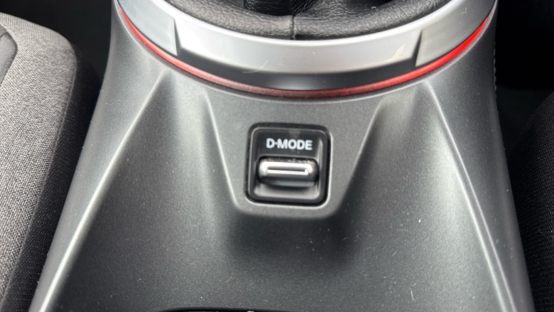 Nissan Juke 1.0 DiG-T N-Connecta 5dr Petrol Hatchback